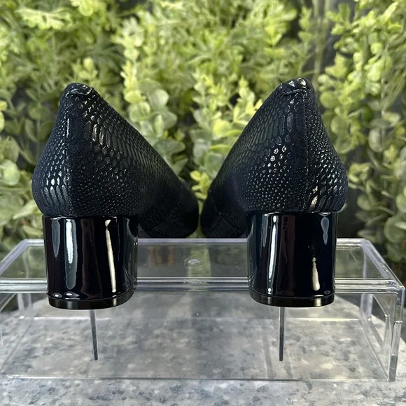 Trotters Black Textured Leather Block Heel Pumps - Picture 6 of 9